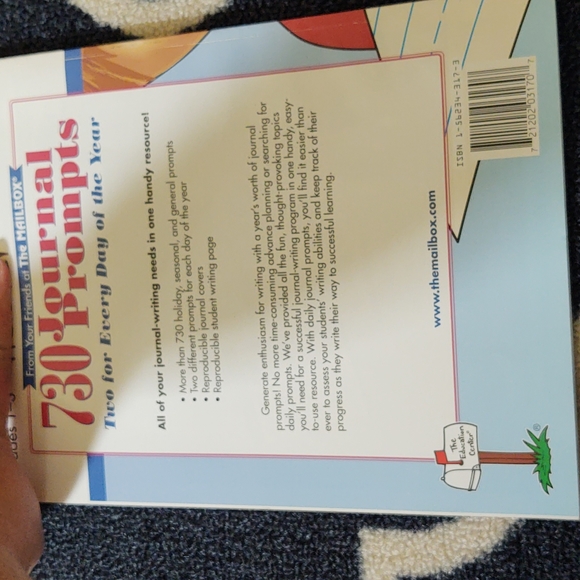 The Mailbox - 730 Journal Prompts Vintage Book - GUC - Picture 4 of 15